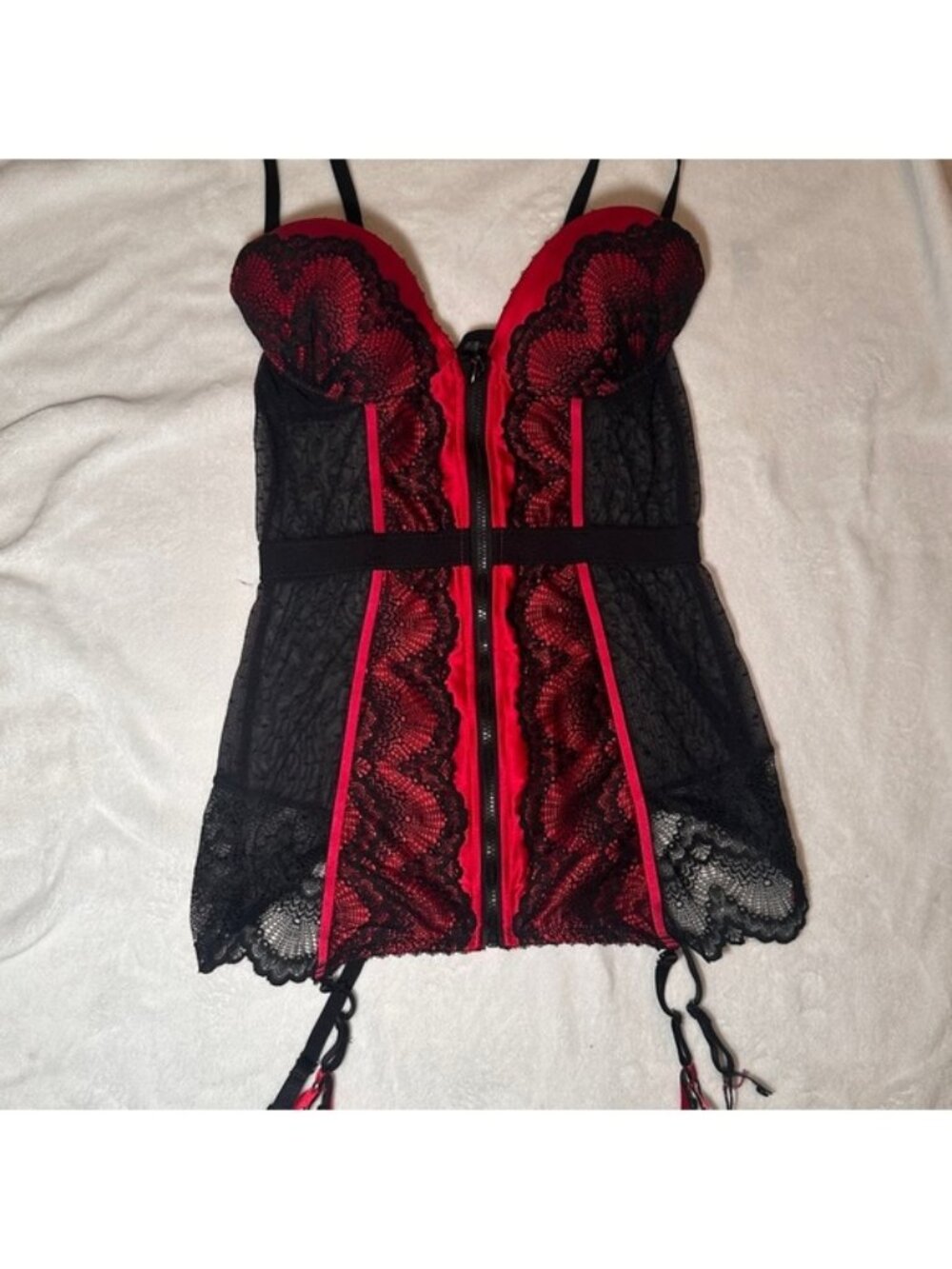 Elegant Lace Bustier in Red and Black